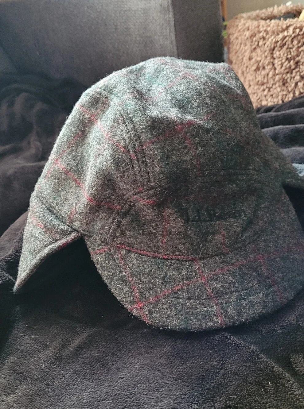 L.L. Bean Adults' Maine Guide Wool Cap with PrimaLoft Plaid Size XL